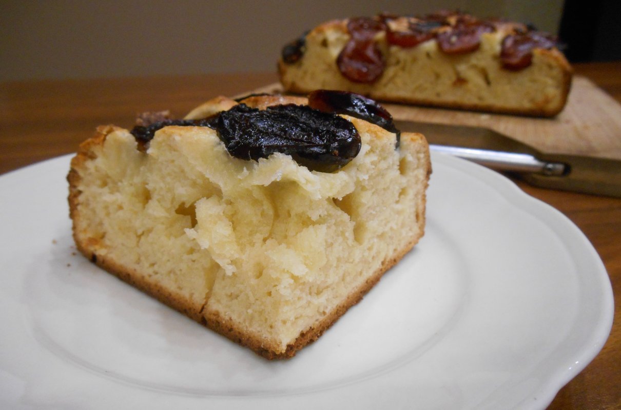 Ciasto drożdżowe ze śliwkami