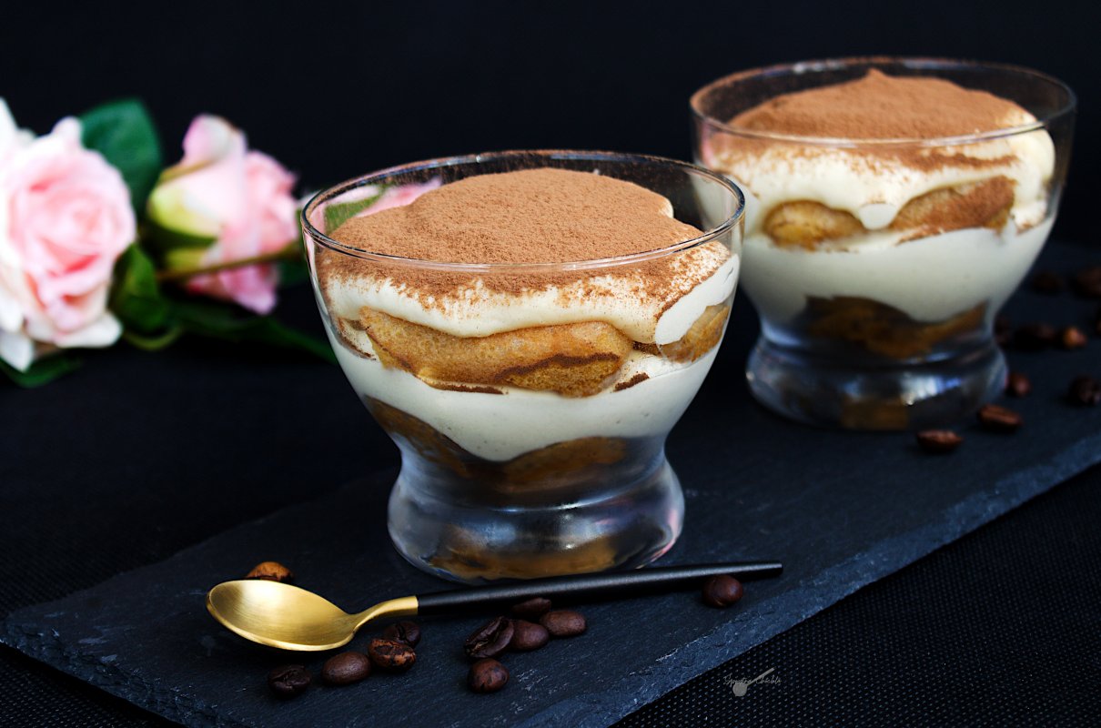 Tiramisu w pucharkach