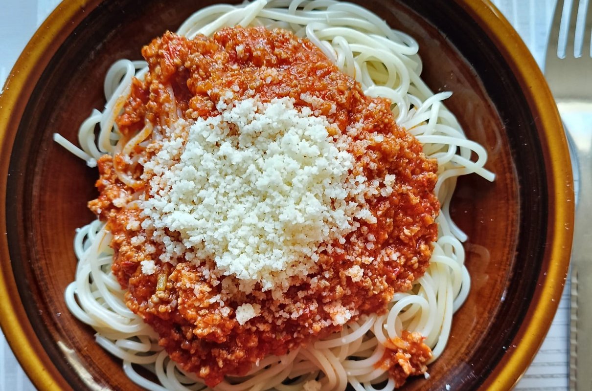 Spaghetti z sosem bolognese
