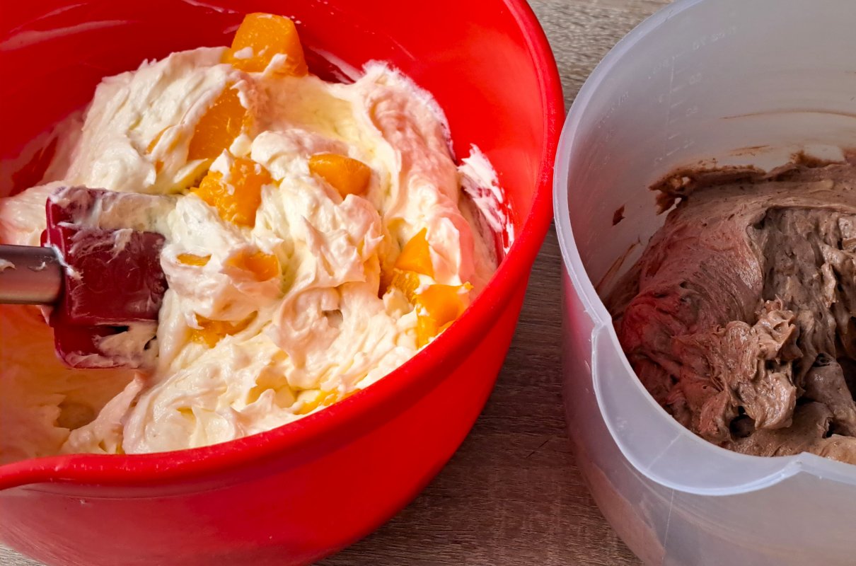 Krem śmietankowy z mascarpone i brzoskwinią-image