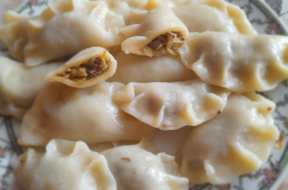 Pierogi z grzybami i kapusto