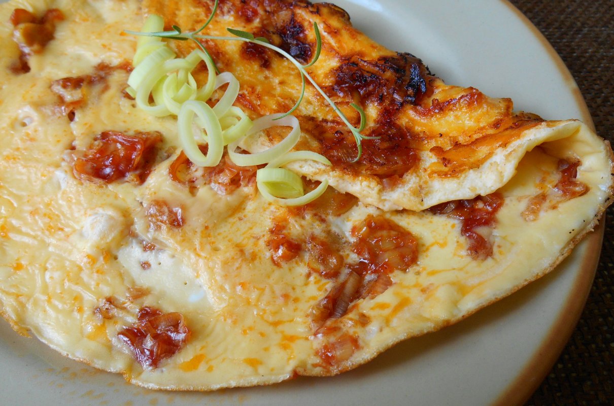 Omlet z porem na ostro
