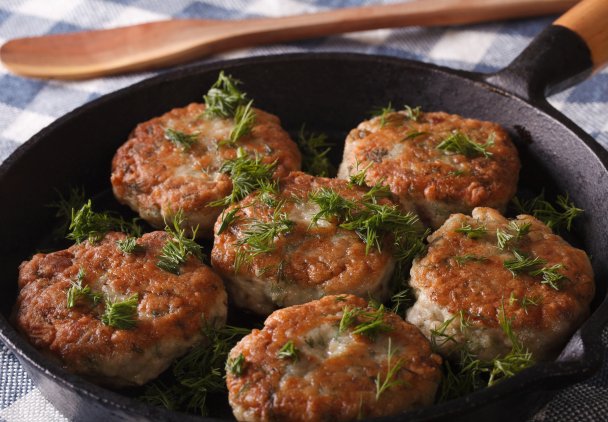 Jakie dodatki najlepiej sprawdzają się do mielonych?