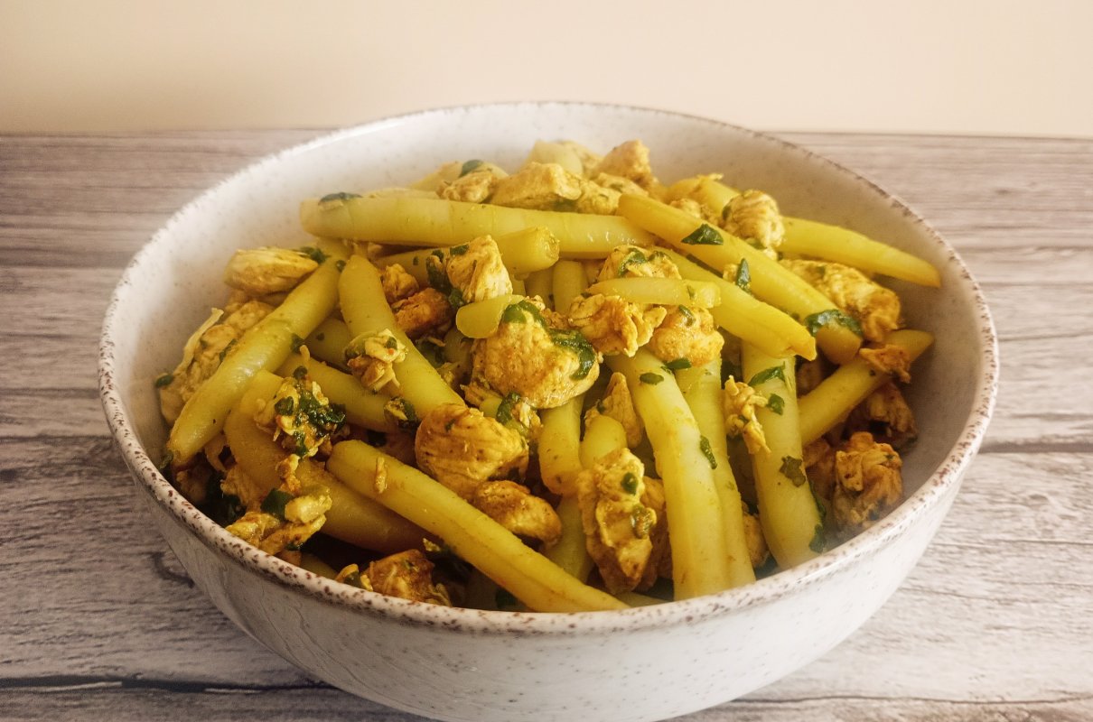 Fasolka szparagowa z kurczakiem w curry