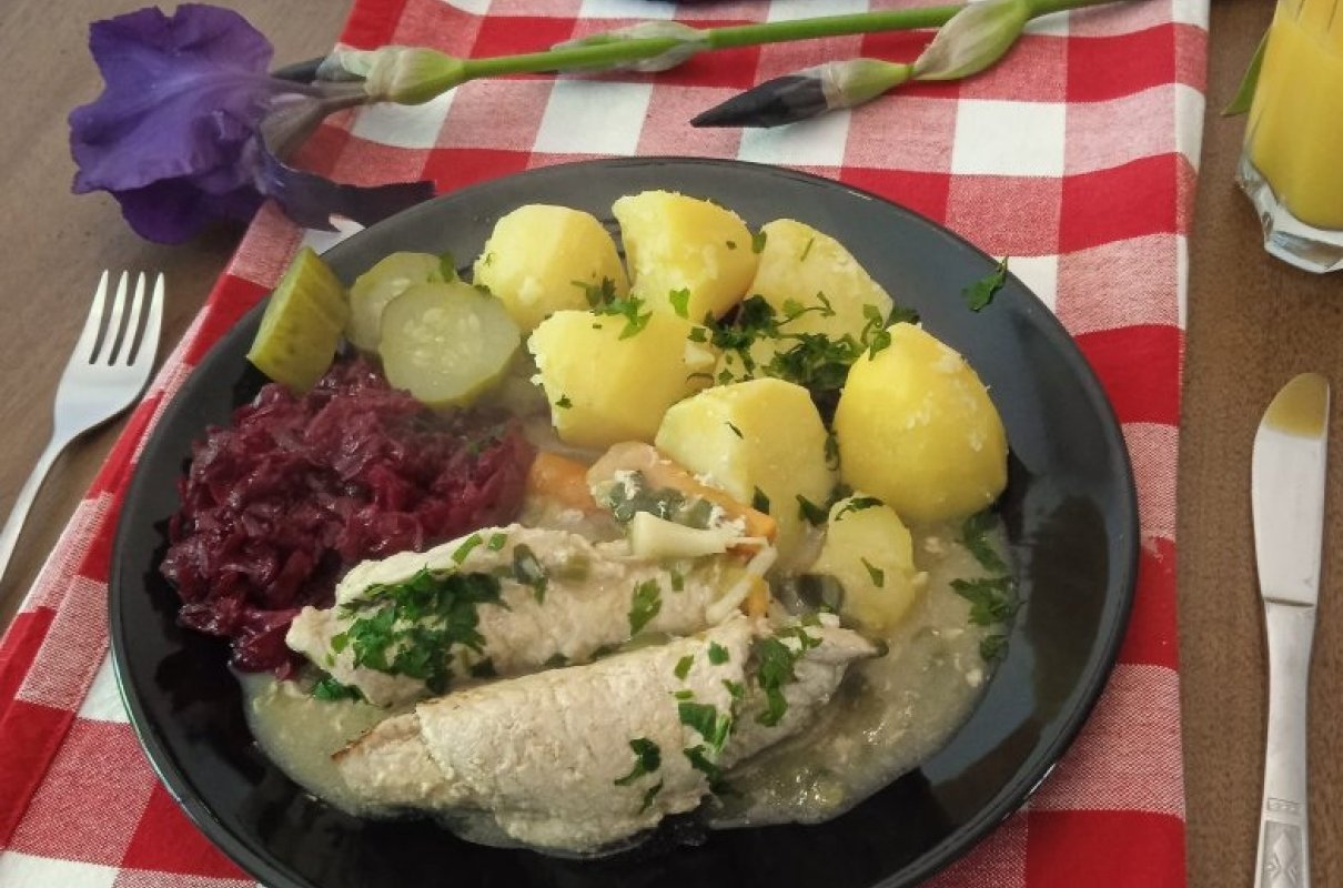 Roladki ze schabu nadziewane fasolką szparagową