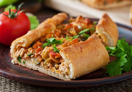 Krucha tarta z mięsem mielonym