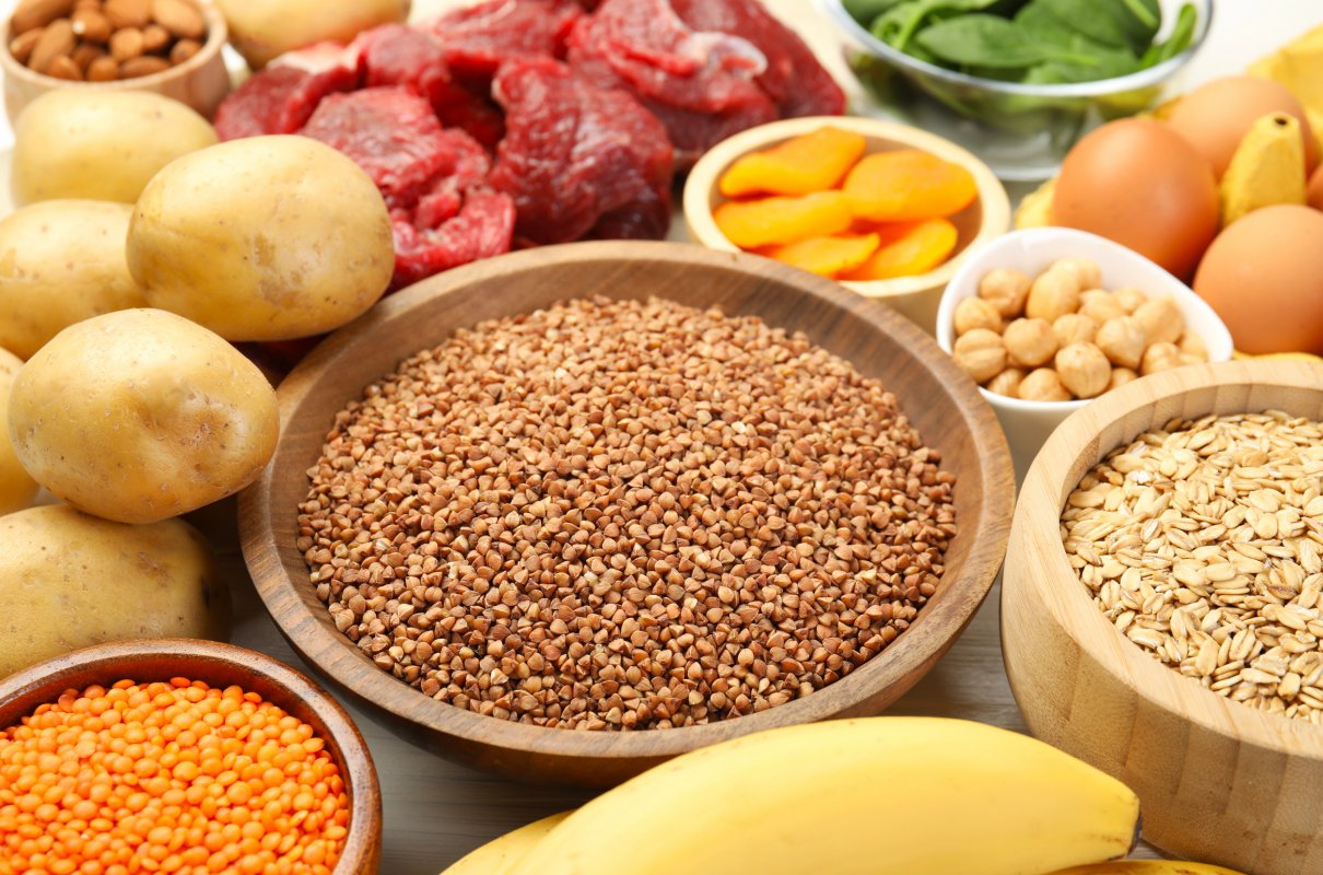 Co jeść, żeby podnieść poziom żelaza? Włącz te pokarmy do diety, a wyniki się poprawią