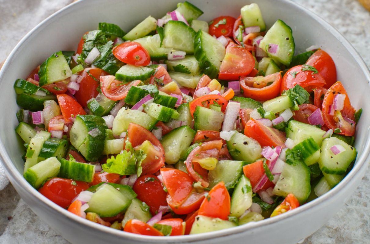 Ulubione warzywo Polaków. Doskonale nawadnia, usprawnia pracę jelit, poprawia pamięć