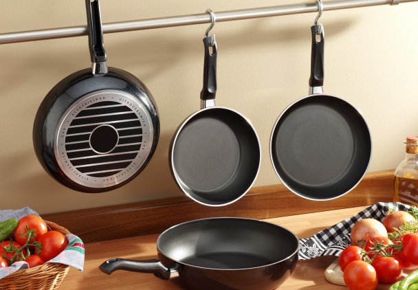 Sekrety gotowania: Jakie patelnie sprawią, że Twoje dania będą perfekcyjne?