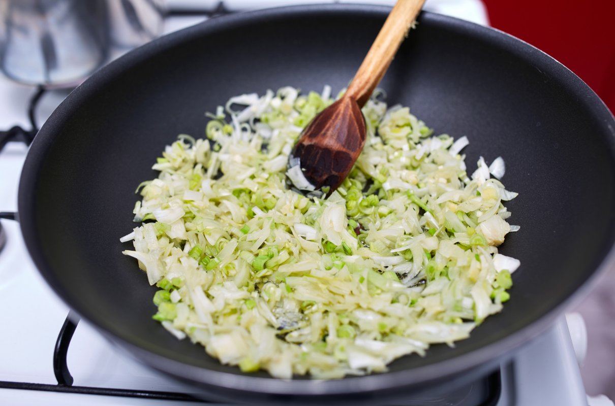 5 sposobów na młodą kapustę. Mięso będzie zbędne