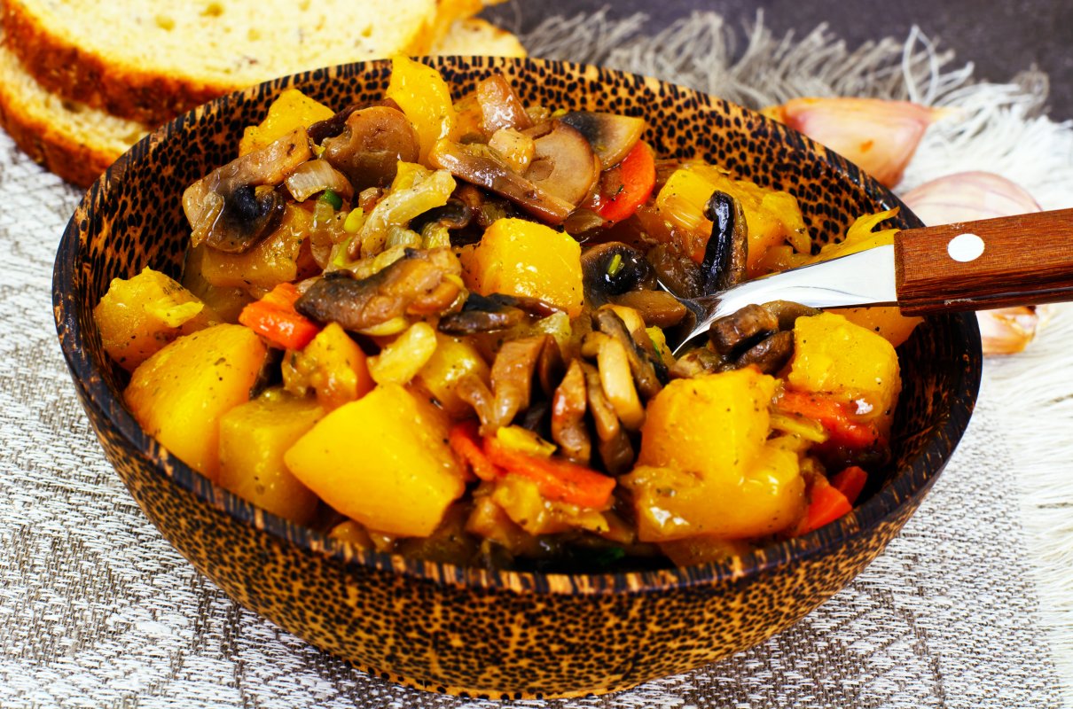 Jesienny gulasz. Danie, które rozgrzewa, daje dużo energii i witalności