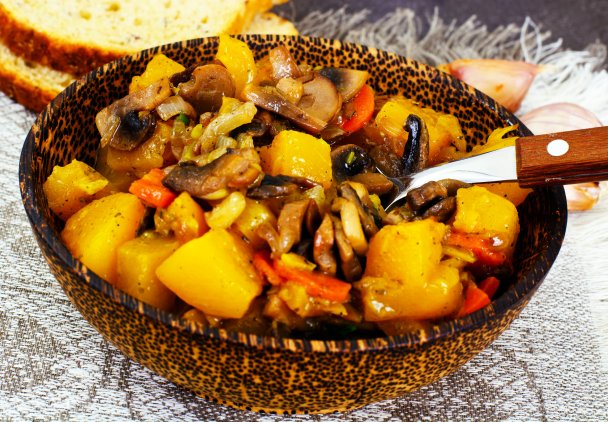 Jesienny, rozgrzewający gulasz