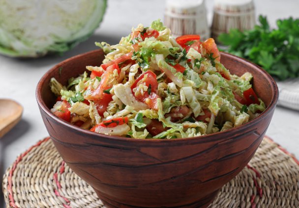 Surówki z kapusty pekińskiej