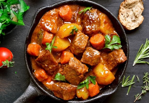 Sprawdzone przepisy na smaczne gulasze