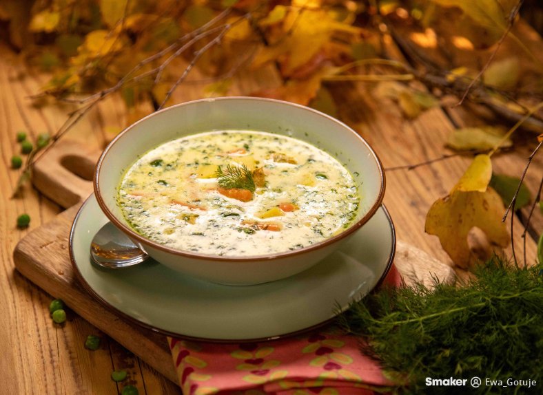  Zupa z kurczakiem, groszkiem i marchewką według Ewy Wachowicz 