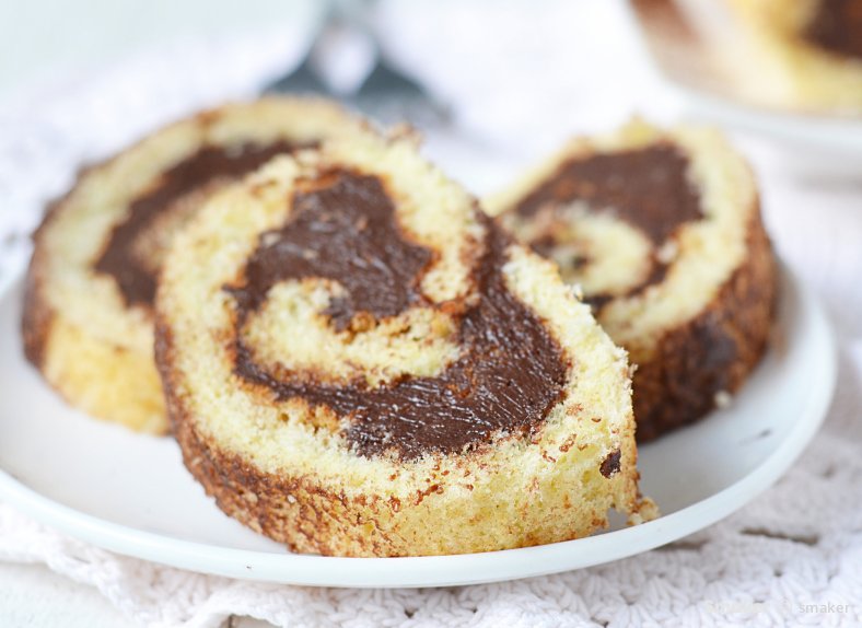  Rolada z kremem czekoladowym 