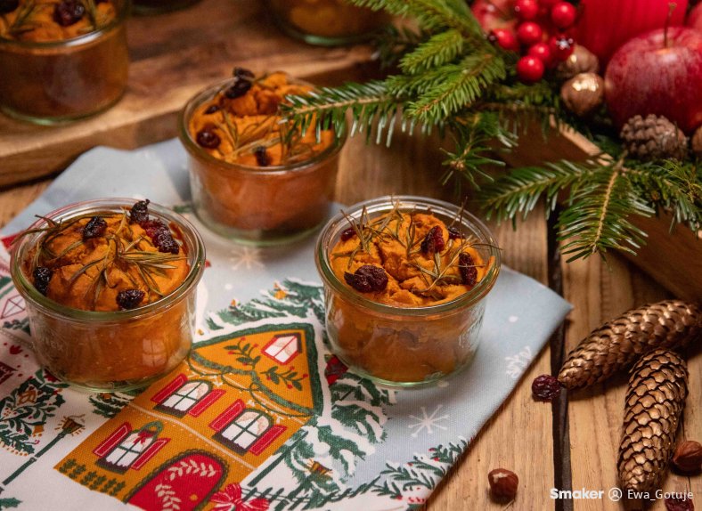  Pasztet z ciecierzycy z masłem orzechowym według Ewy Wachowicz 