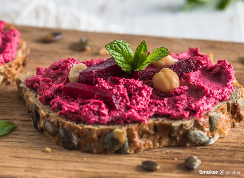  Pasta kanapkowa z burakami 