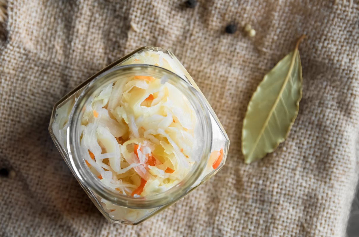 Jedz regularnie, bo poprawia metabolizm i florę bakteryjną jelit. Wspomaga też odporność i ochudzanie