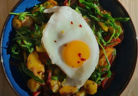 Młode ziemniaczki w stylu hiszpańskim