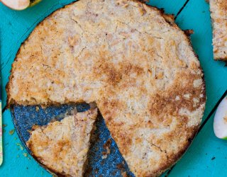 Szarlotka bez mąki i cukru