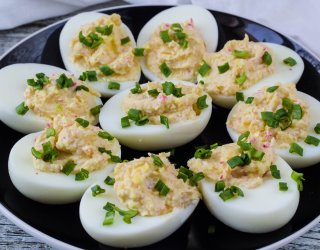 Jajka faszerowane z chrzanem