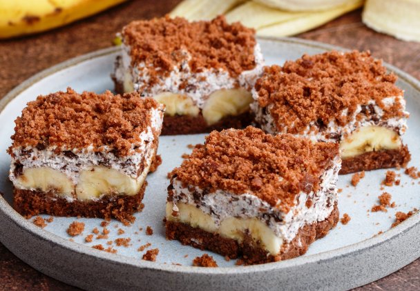 Kopiec kreta z bananami