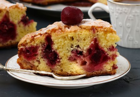 Ciasto burzowe z wiśniami