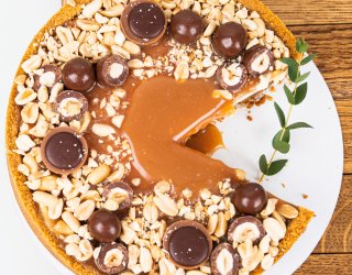 Mazurek z masłem orzechowym