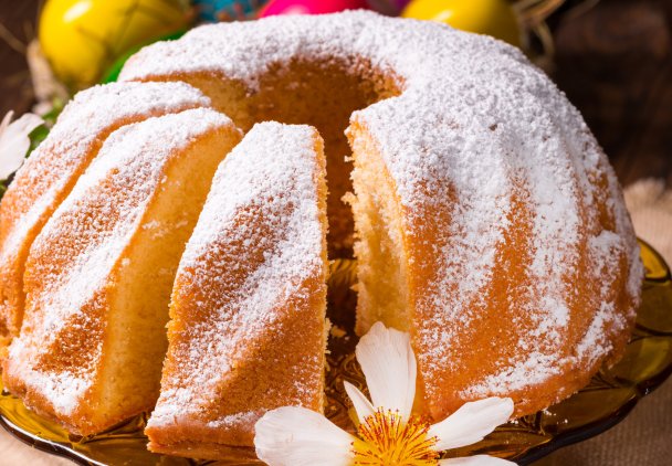 Włoska babka jogurtowa