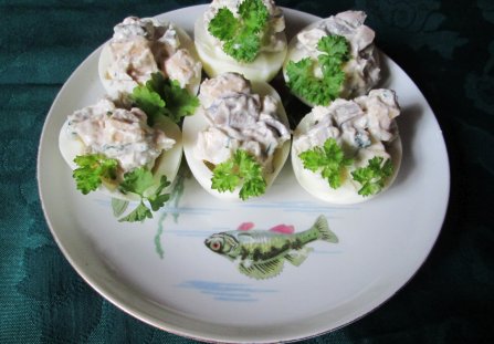 Jajka z pastą sardynkową