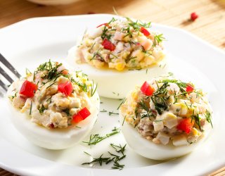 Jajka faszerowane szynką