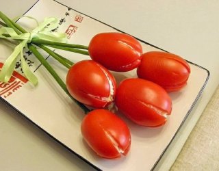 Tulipany z pomidorów