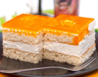 Ciasto z galaretką pomarańczową