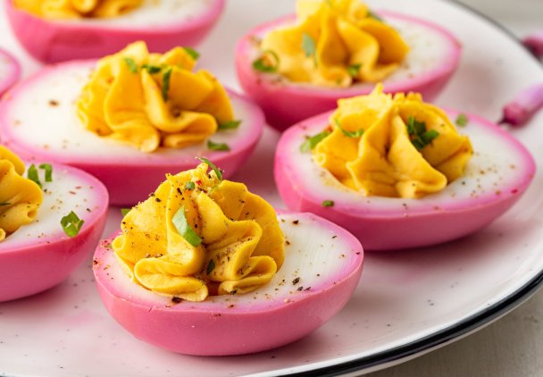 Jajka marynowane w burakach