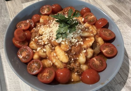 Gnocchi z szarpanym indykiem