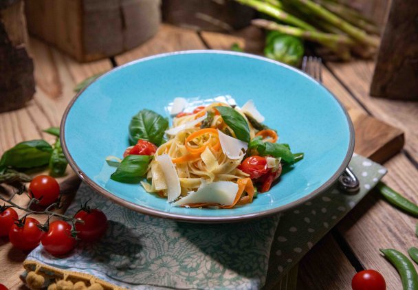 Tagliatelle primavera według Ewy Wachowicz