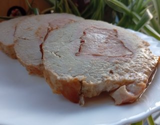 Wieprzowy schab nadziewany boczkiem