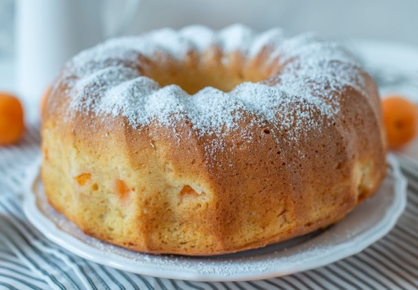 Pomarańczowa babka wielkanocna