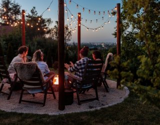 Wiosenne wieczory przy ogniu – jak palenisko ogrodowe pozwala przedłużyć pierwsze ciepłe dni w ogrodzie?