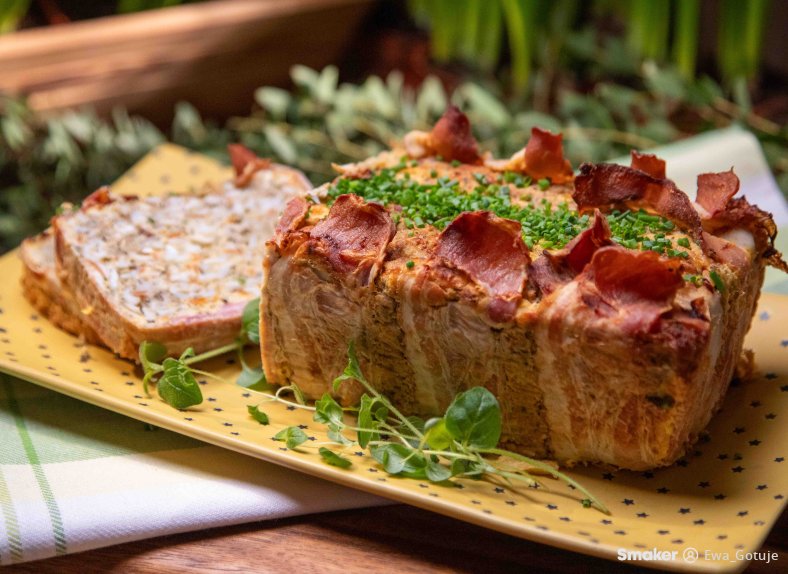  Pasztet jajeczny w boczku według Ewy Wachowicz 