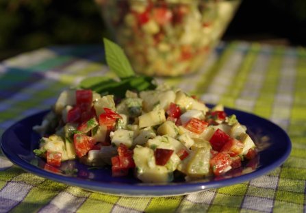 Sałatka z ziemniaków i papryki