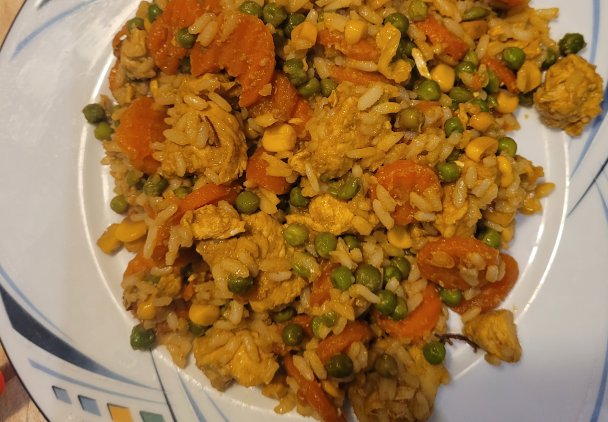 Kurczak z warzywami w curry