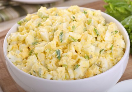 Sałatka wielkanocna Ewy Wachowicz