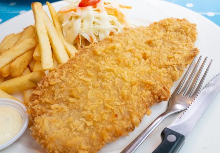 Pierś w płatkach kukurydzianych