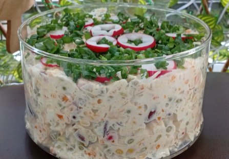 Wiosenna sałatka warzywna