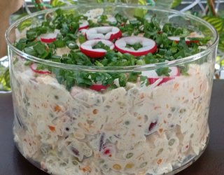 Wiosenna sałatka warzywna