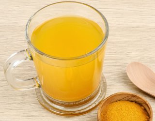 „Złote mleko” to już przeszłość? Teraz wszyscy piją super napar na zmęczenie wiosenne