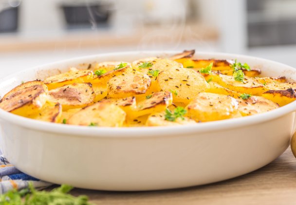 Zapiekanka z białej kiełbasy