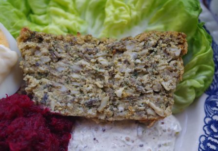 Pasztet jajeczno-pieczarkowy